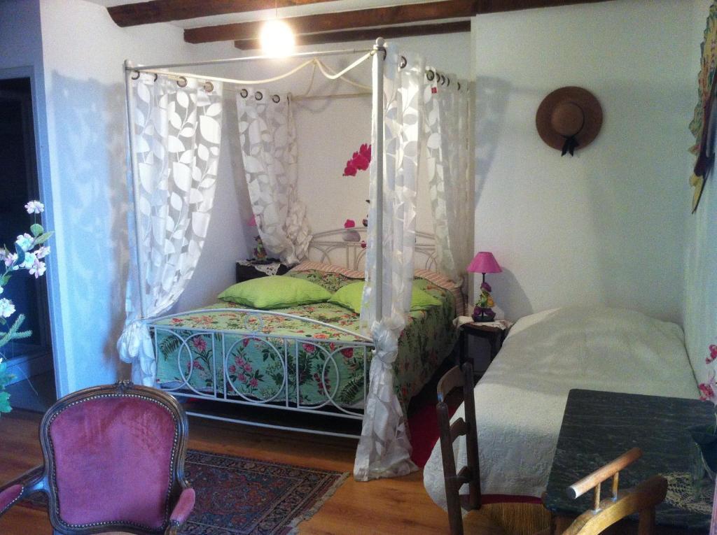 Ferme Du Montheu Bed & Breakfast Dommartin-sous-Amance Phòng bức ảnh