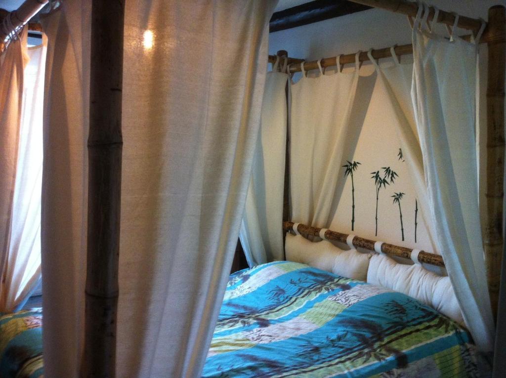 Ferme Du Montheu Bed & Breakfast Dommartin-sous-Amance Phòng bức ảnh